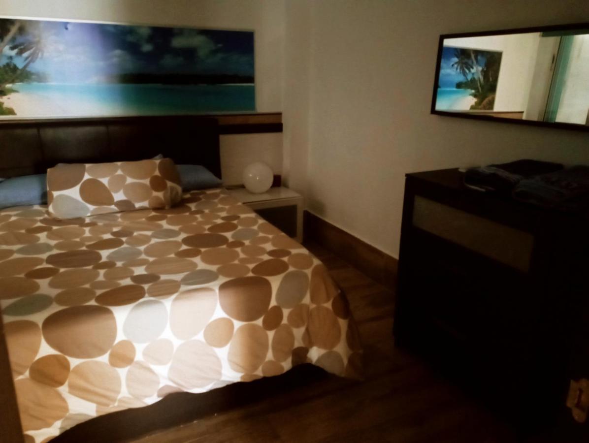 Precioso Apartamento 3 Habitaciones. Con Patio. Camas Εξωτερικό φωτογραφία